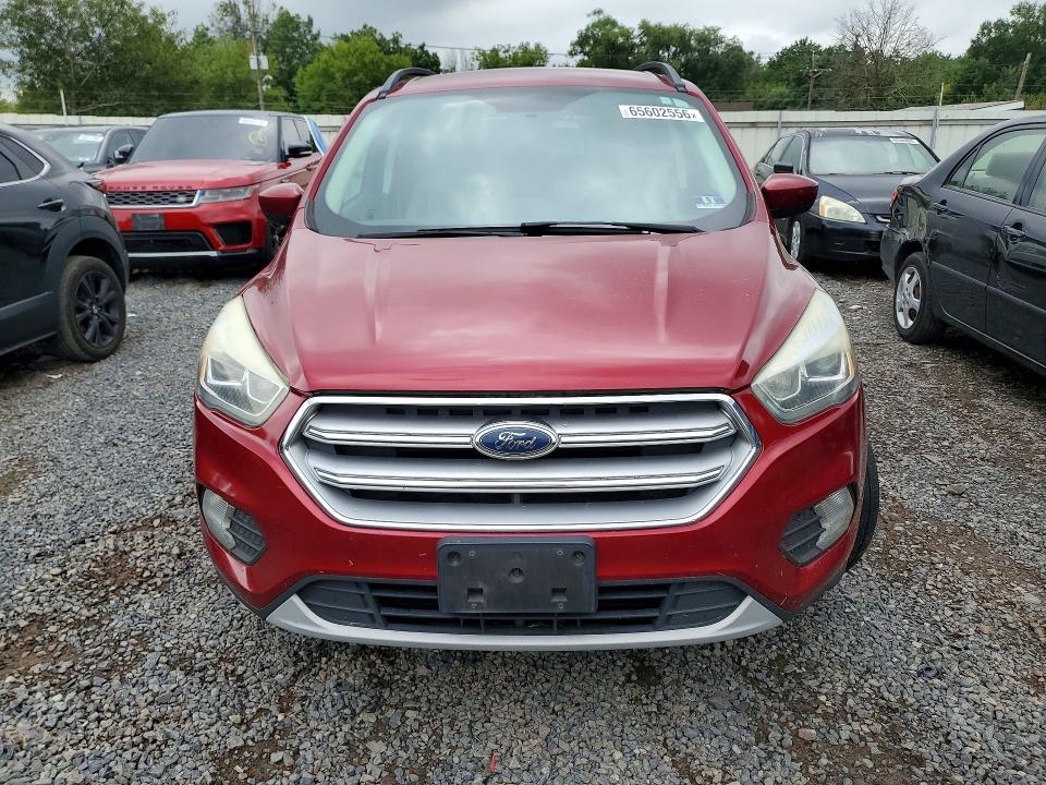 Photo 5 from auction – 2017 FORD ESCAPE with VIN 1FMCU9GDXHUA86240