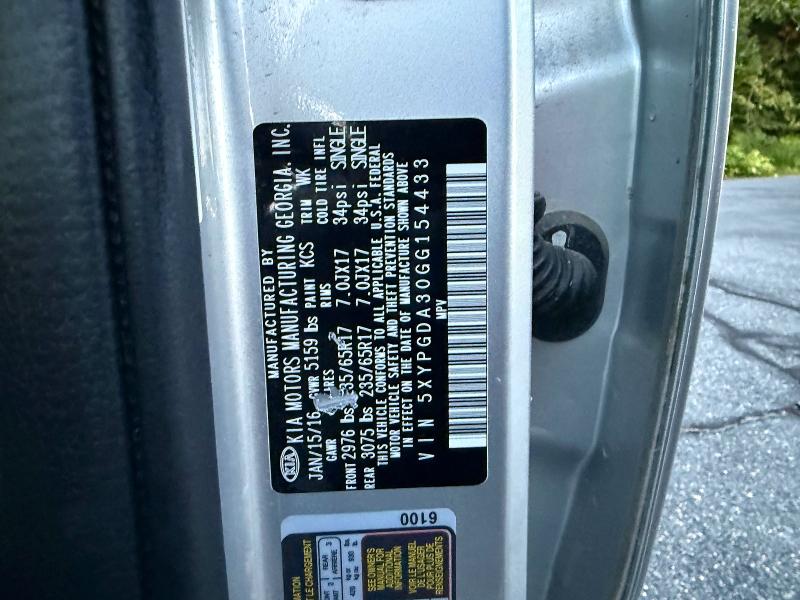 Photo 10 from auction – 2016 KIA SORENTO with VIN 5XYPGDA30GG154433