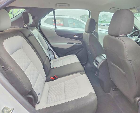Photo 11 from auction – 2018 CHEVROLET EQUINOX with VIN 2GNAXREV1J6230705