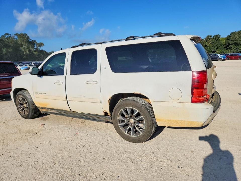 Photo 2 from auction – 2007 CHEVROLET SUBURBAN with VIN 3GNFK16337G244458