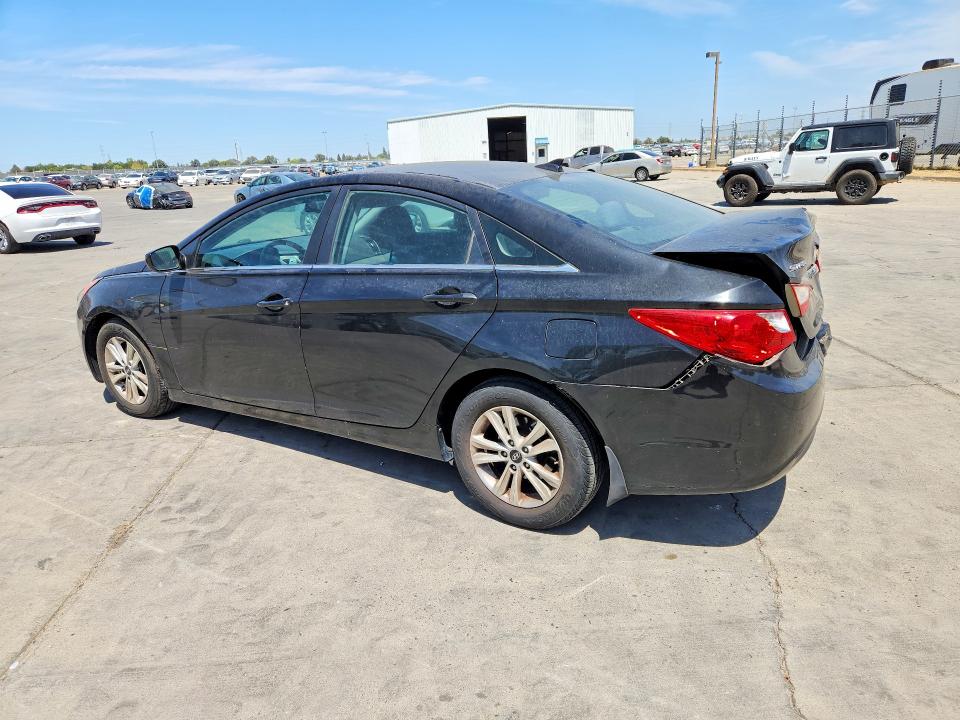 Photo 2 from auction – 2012 HYUNDAI SONATA with VIN 5NPEB4ACXCH388376