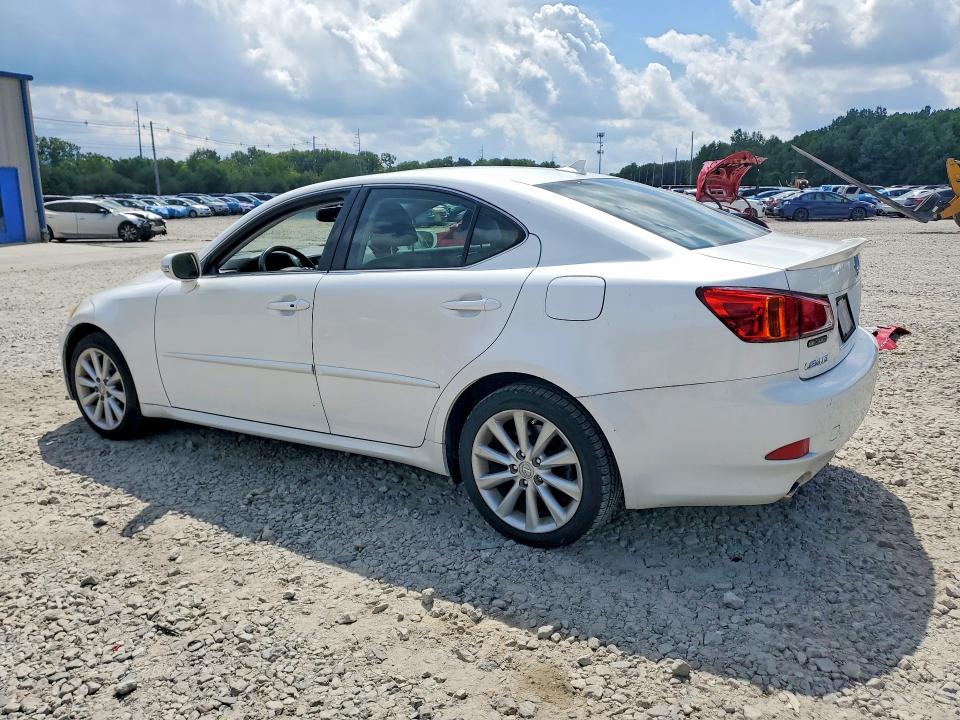 Photo 2 from auction – 2010 LEXUS IS with VIN JTHCF5C25A2034185