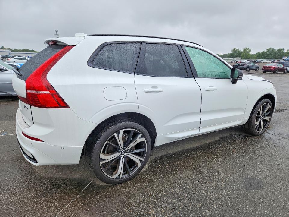 Photo 3 from auction – 2025 VOLVO XC60 with VIN YV4H60RM9S1070307