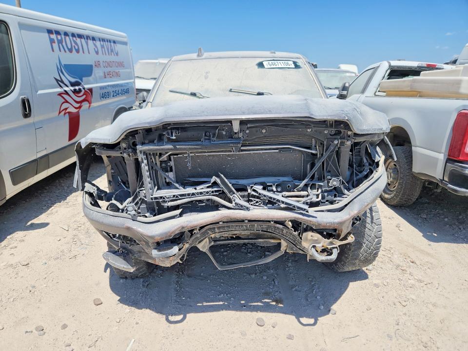 Фото 5 с аукциона – 2022 RAM 2500 с VIN 3C6UR5NL7NG240826