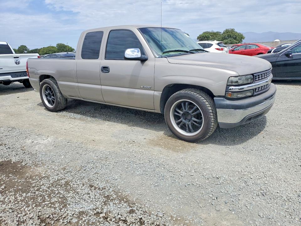 Photo 4 from auction – 2001 CHEVROLET SILVERADO with VIN 2GCEC19V611154011