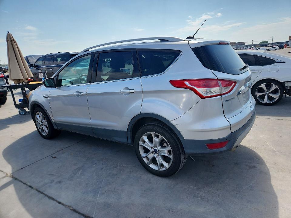 Photo 2 from auction – 2015 FORD ESCAPE with VIN 1FMCU9J90FUB33647