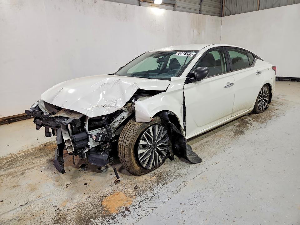 NISSAN ALTIMA 2024 with VIN 1N4BL4DV0RN396028 - Photo from auction