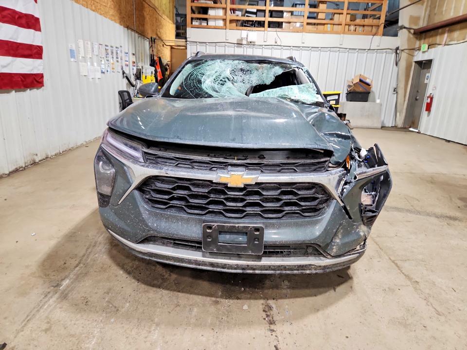 Photo 5 from auction – 2026 CHEVROLET TRAX with VIN KL77LHEPXTC083320