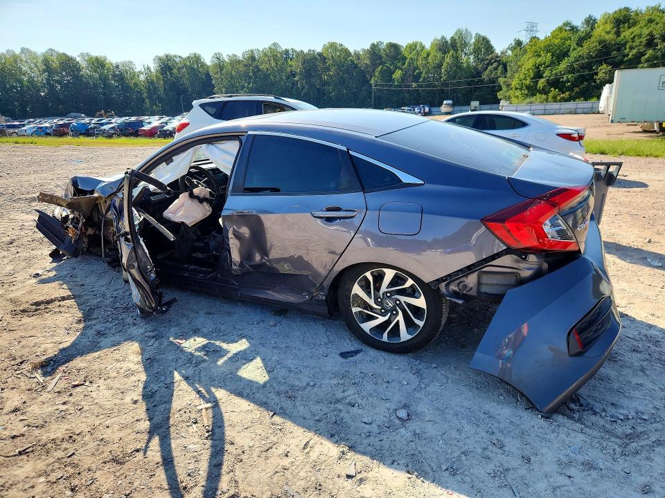 Photo 2 from auction – 2016 HONDA CIVIC with VIN 2HGFC2F73GH516040