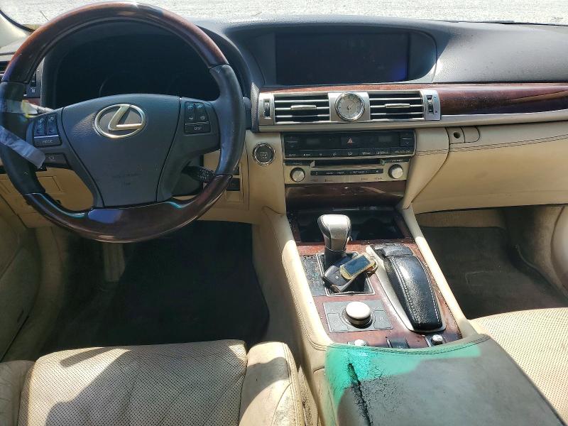 Photo 8 from auction – 2013 LEXUS LS with VIN JTHCL5EF1D5016746