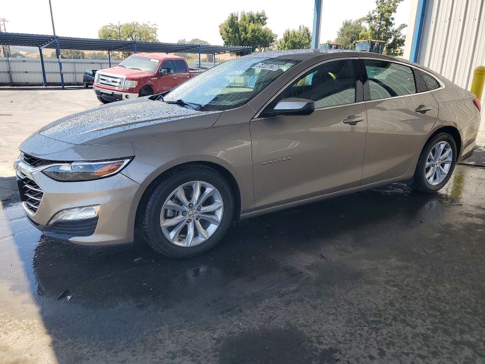 Photo 1 from auction – 2023 CHEVROLET MALIBU with VIN 1G1ZD5ST2PF131737