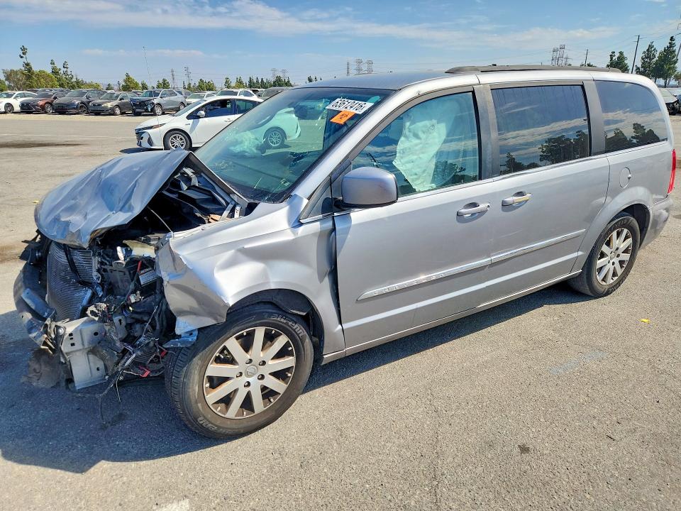 2014 CHRYSLER TOWN & COUNTRY - Търг №63612416