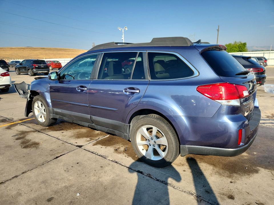 Photo 2 from auction – 2013 SUBARU OUTBACK with VIN 4S4BRCLC1D3206188