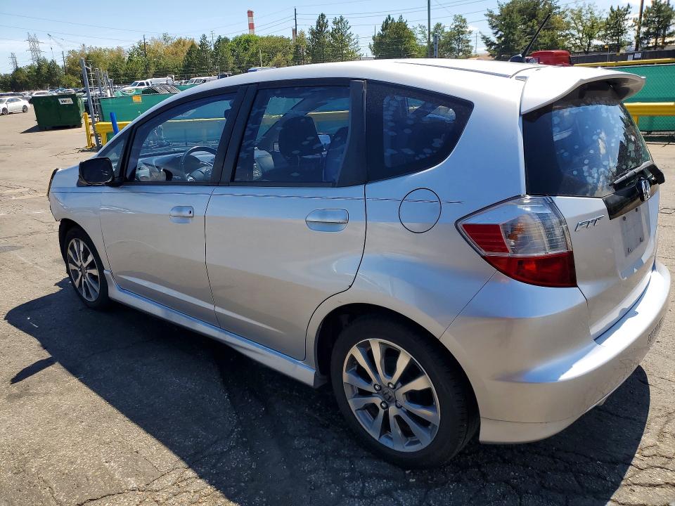 Photo 2 from auction – 2013 HONDA FIT with VIN JHMGE8H52DC023412