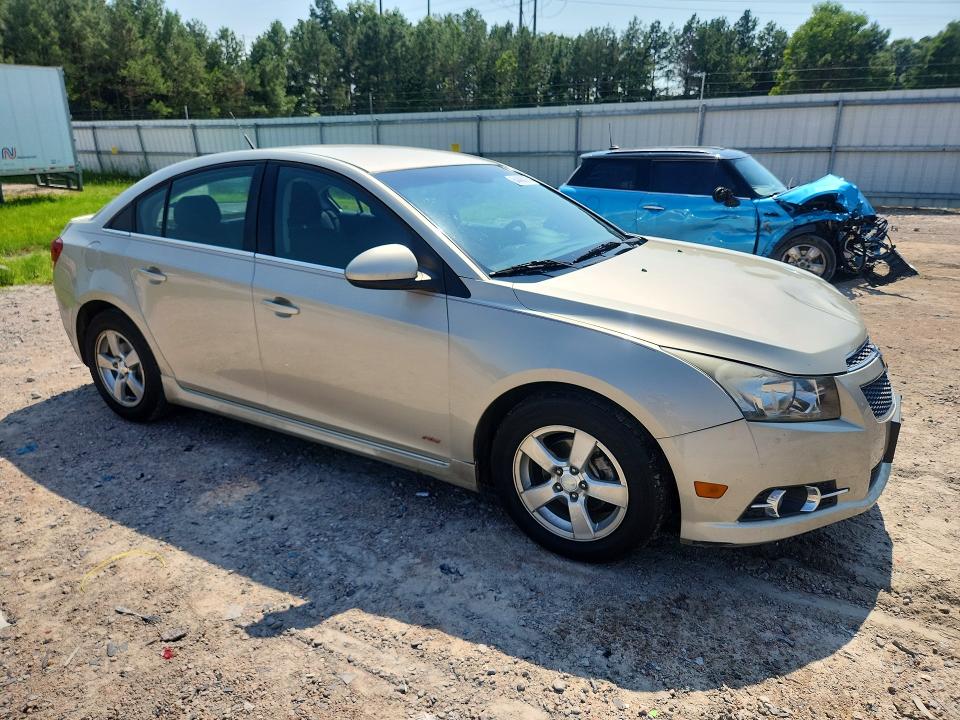Photo 4 from auction – 2013 CHEVROLET CRUZE with VIN 1G1PC5SB8D7208747
