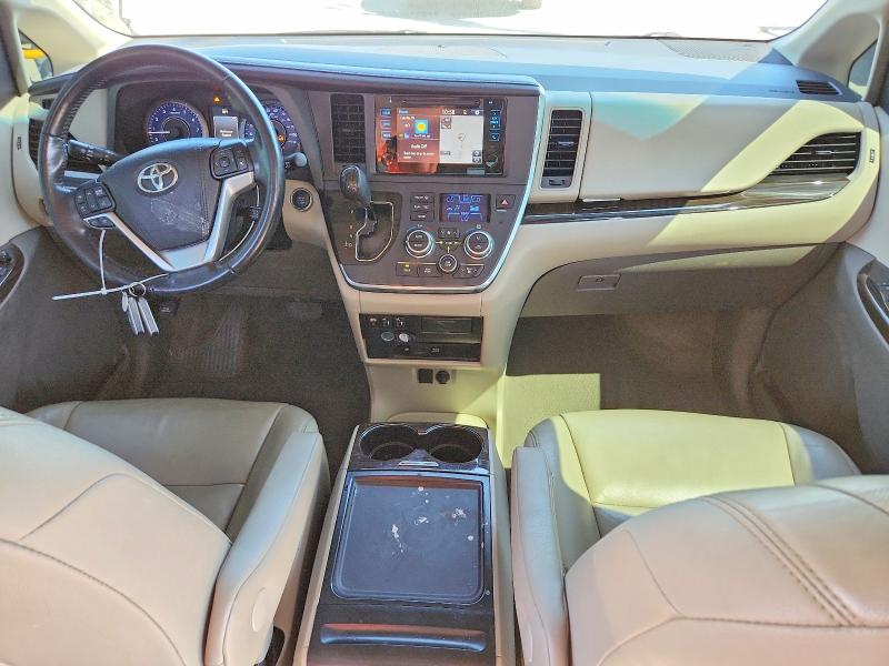 Photo 8 from auction – 2015 TOYOTA SIENNA with VIN 5TDYK3DC1FS689569