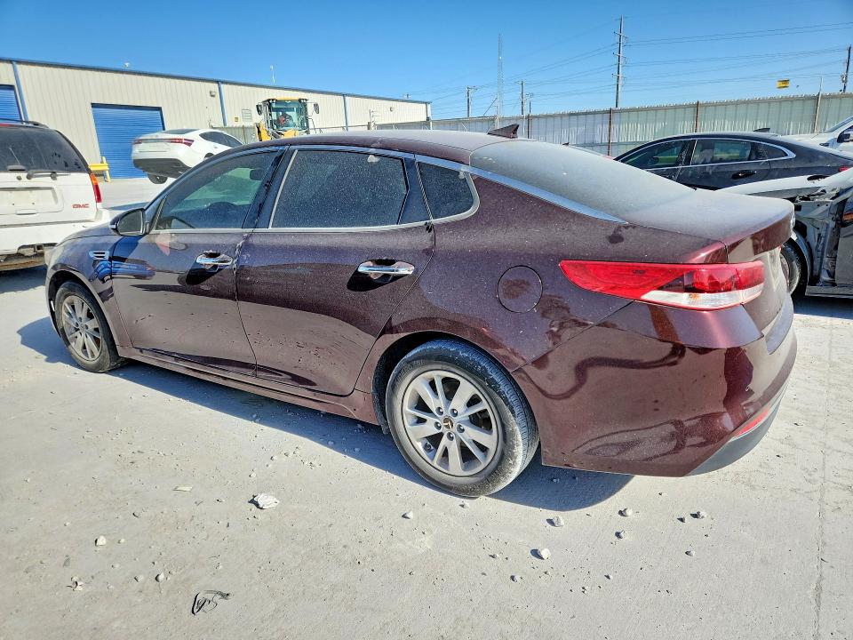 Photo 2 from auction – 2018 KIA OPTIMA with VIN 5XXGT4L30JG245447