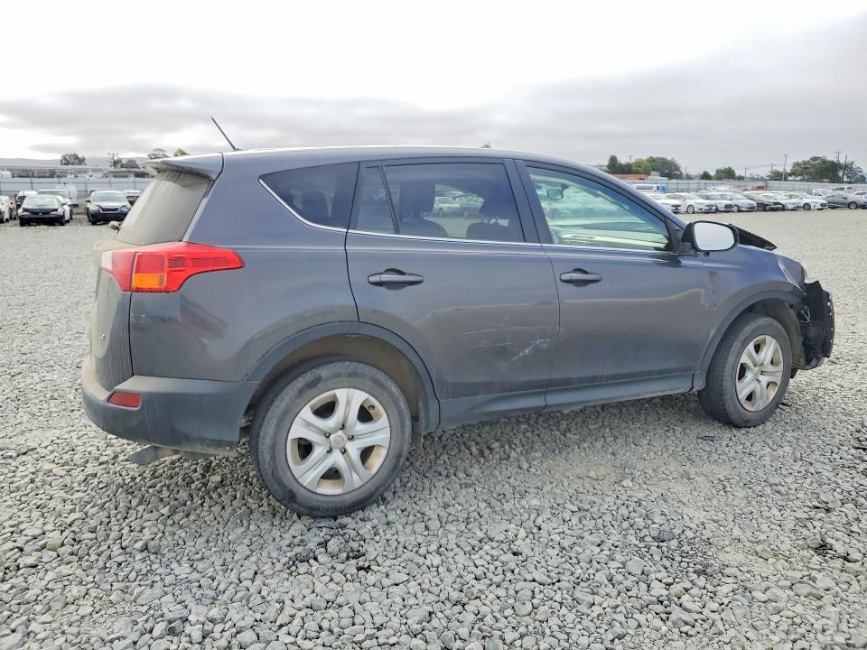 Photo 3 from auction – 2015 TOYOTA RAV4 with VIN JTMZFREV8FJ052669