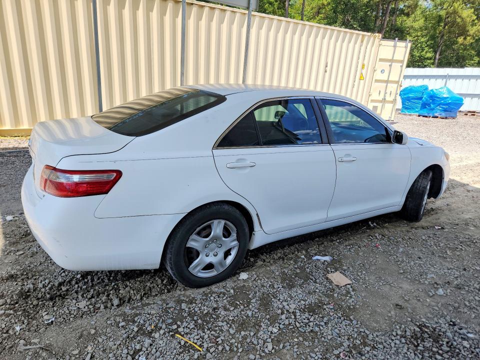 Photo 3 from auction – 2007 TOYOTA CAMRY with VIN 4T1BE46K47U650071