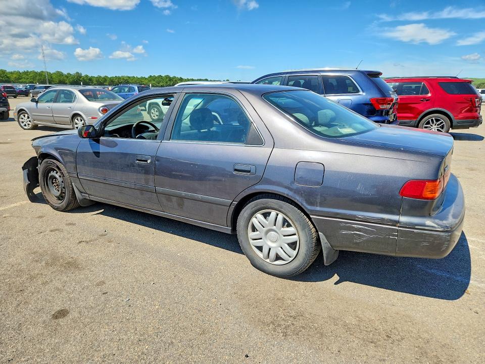Photo 2 from auction – 2000 TOYOTA CAMRY with VIN JT2BG22K9Y0445419