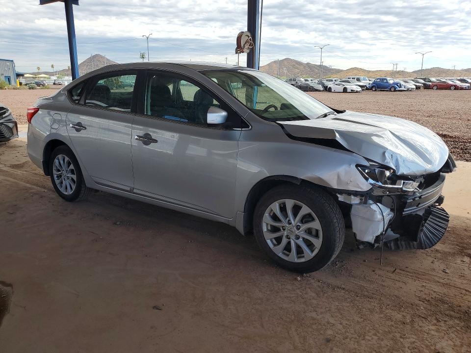 Photo 4 from auction – 2019 NISSAN SENTRA with VIN 3N1AB7AP4KY235662