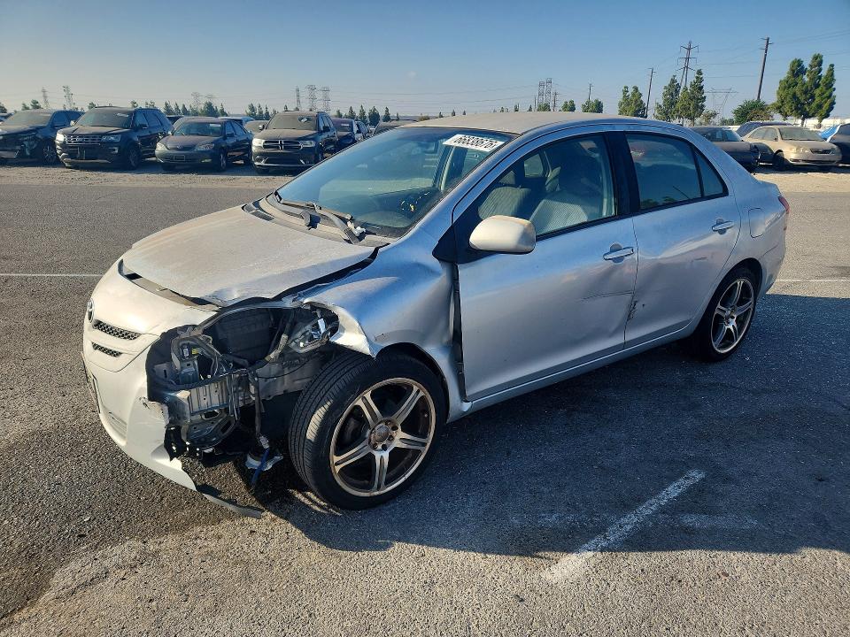 TOYOTA YARIS 2007 with VIN JTDBT923671067170 - Photo from auction