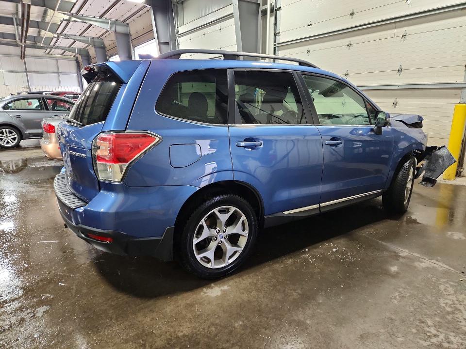 Photo 3 from auction – 2017 SUBARU FORESTER with VIN JF2SJAWC2HH483759