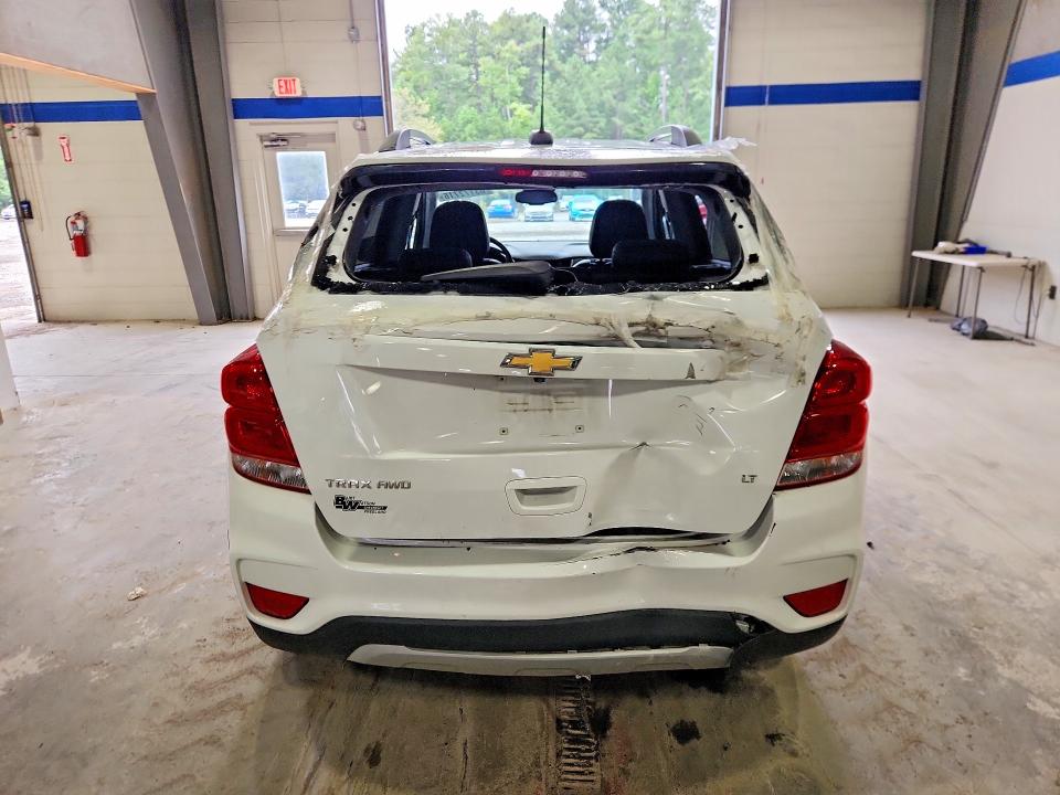 Photo 6 from auction – 2020 CHEVROLET TRAX with VIN KL7CJPSB0LB020465
