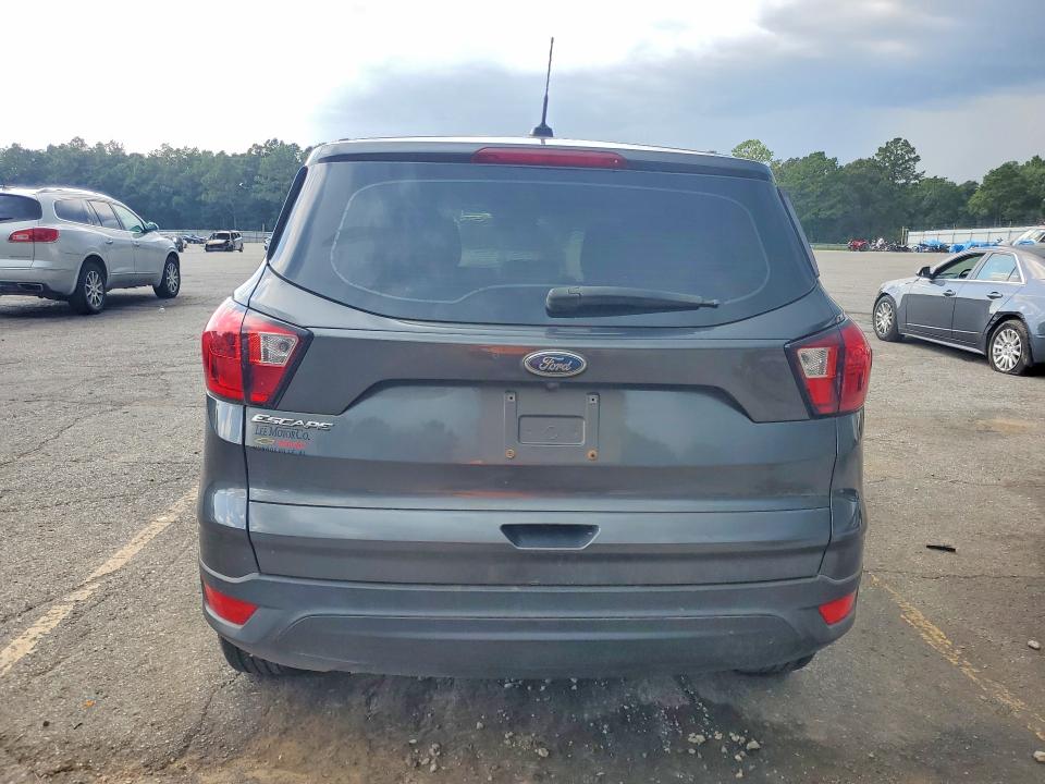 Photo 6 from auction – 2019 FORD ESCAPE with VIN 1FMCU0F72KUA88224