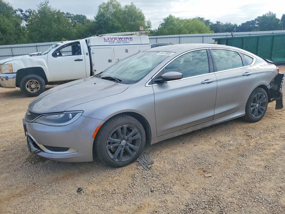 CHRYSLER 200 2015 مع رقم تعريف المركبة 1C3CCCAB9FN723108 - صورة من المزاد