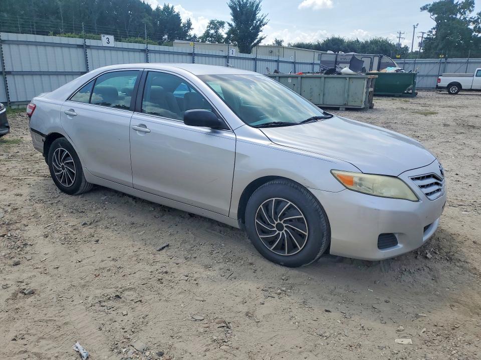 Photo 4 from auction – 2011 TOYOTA CAMRY with VIN 4T1BF3EK7BU131212
