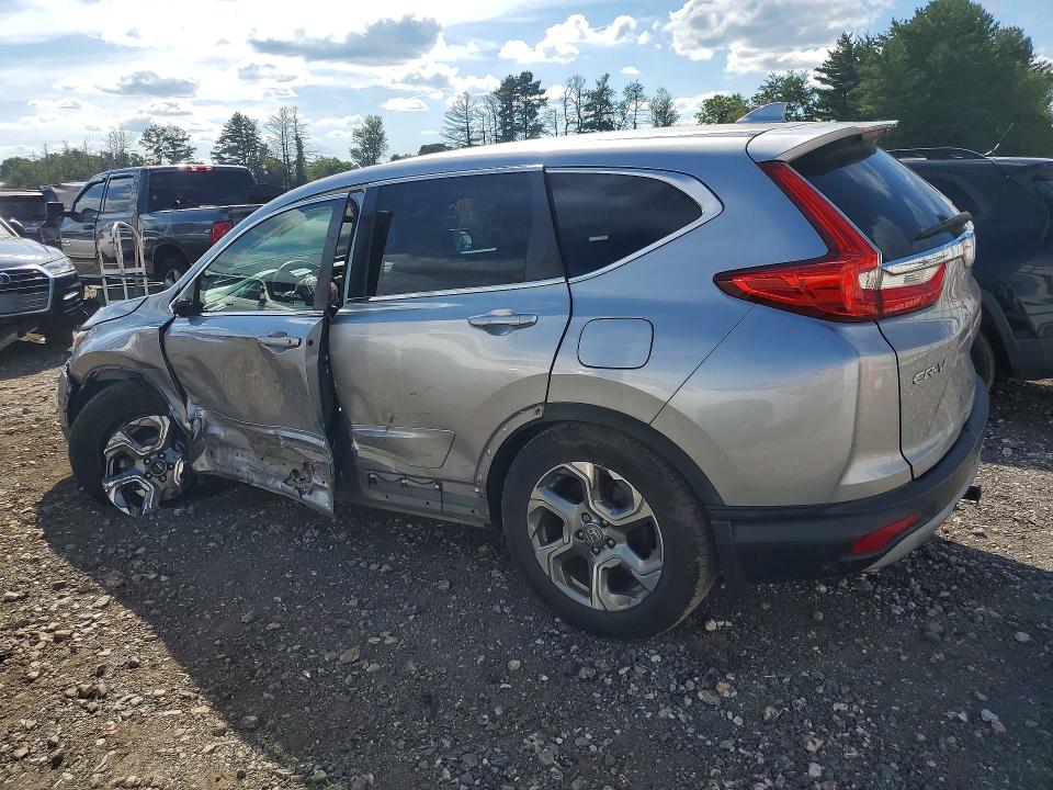 Photo 2 from auction – 2018 HONDA CR-V with VIN 2HKRW2H86JH685878