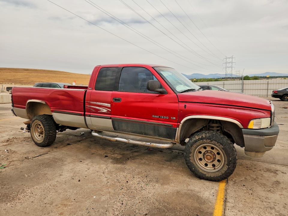 Photo 4 from auction – 1999 DODGE RAM 2500 with VIN 1B7KF2366XJ578109