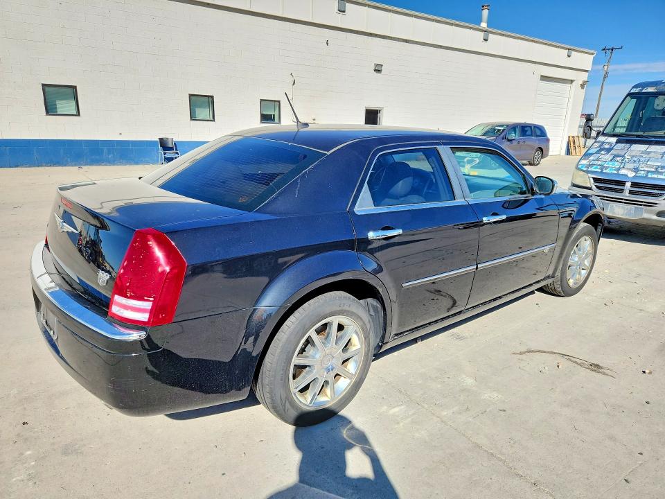Photo 3 from auction – 2008 CHRYSLER 300C with VIN 2C3KK63H78H131512
