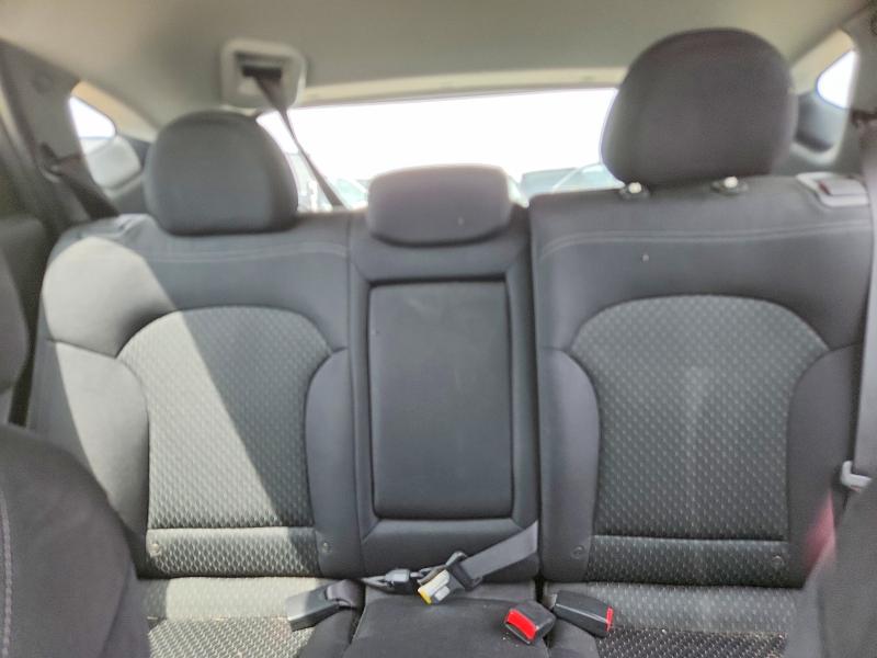 Photo 10 from auction – 2012 HYUNDAI TUCSON with VIN KM8JTCAC1CU543761