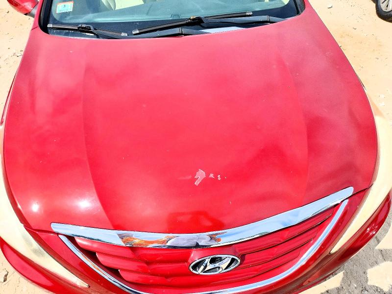 Photo 11 from auction – 2011 HYUNDAI SONATA with VIN 5NPEB4AC5BH229442