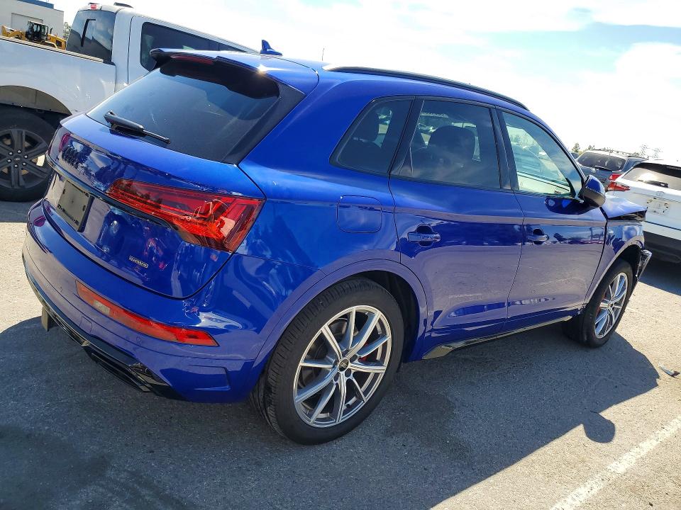 Foto 3 de la subasta – 2025 AUDI Q5 E con VIN WA1E2AFY4S2003097