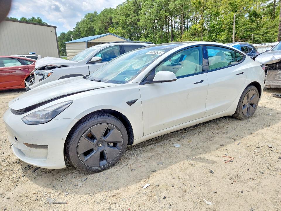 TESLA MODEL 3 2022 with VIN 5YJ3E1EB0NF231598 - Photo from auction