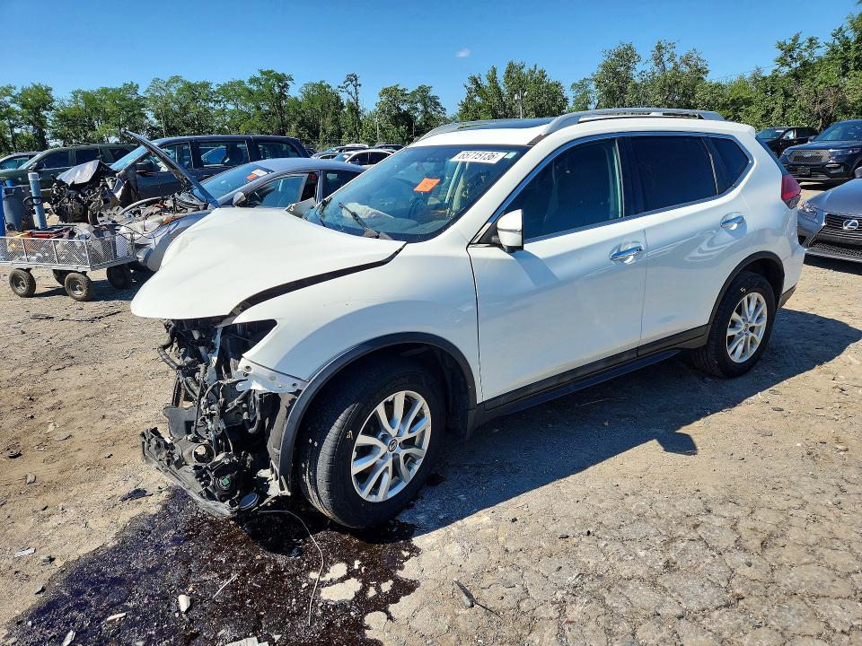 NISSAN ROGUE 2017 with VIN 5N1AT2MV2HC745318 - Photo from auction