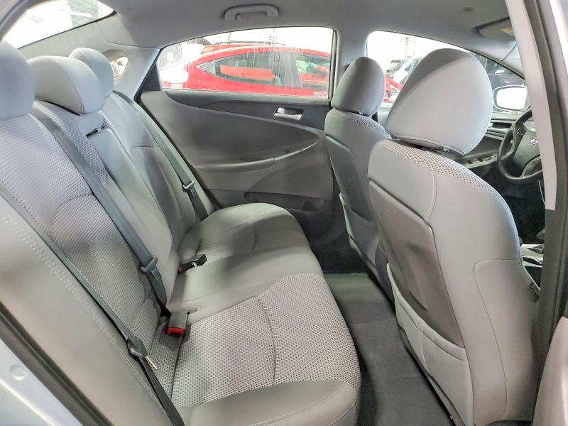 Photo 10 from auction – 2011 HYUNDAI SONATA with VIN 5NPEB4AC3BH173825
