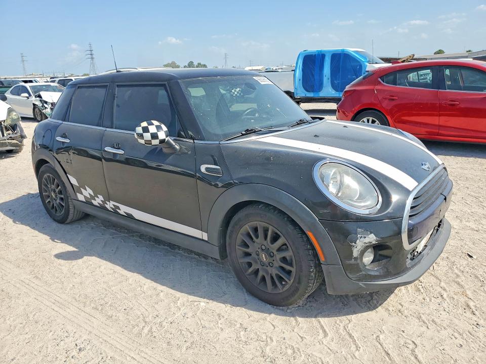 Photo 4 from auction – 2017 MINI COOPER with VIN WMWXU1C53H2E17306