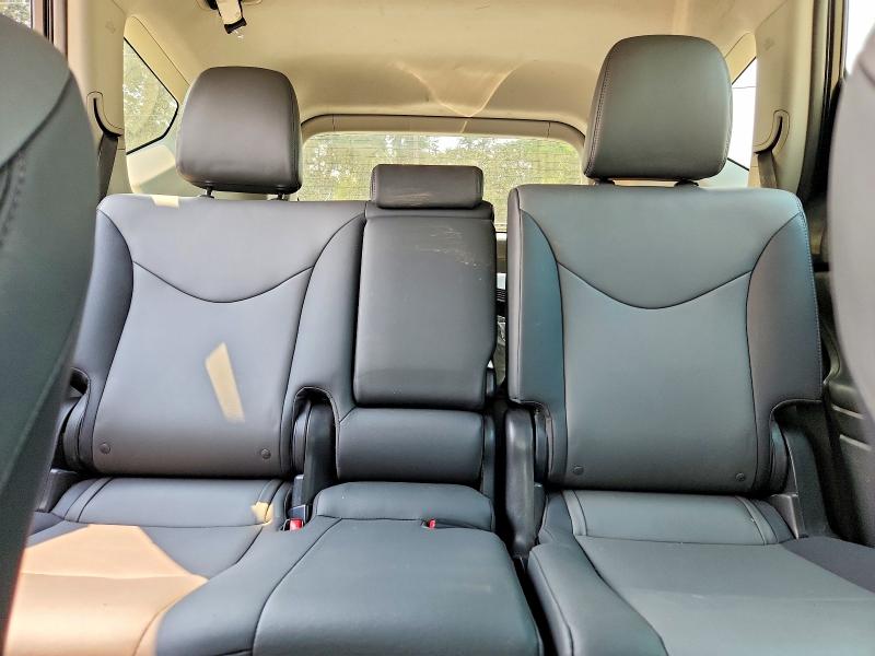 Photo 10 from auction – 2014 TOYOTA PRIUS V with VIN JTDZN3EU9EJ010176