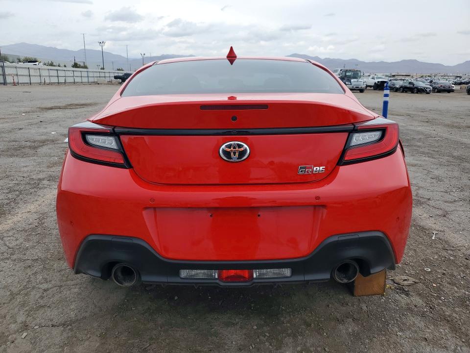 Photo 6 from auction – 2023 TOYOTA GR86 with VIN JF1ZNBC16P8760203