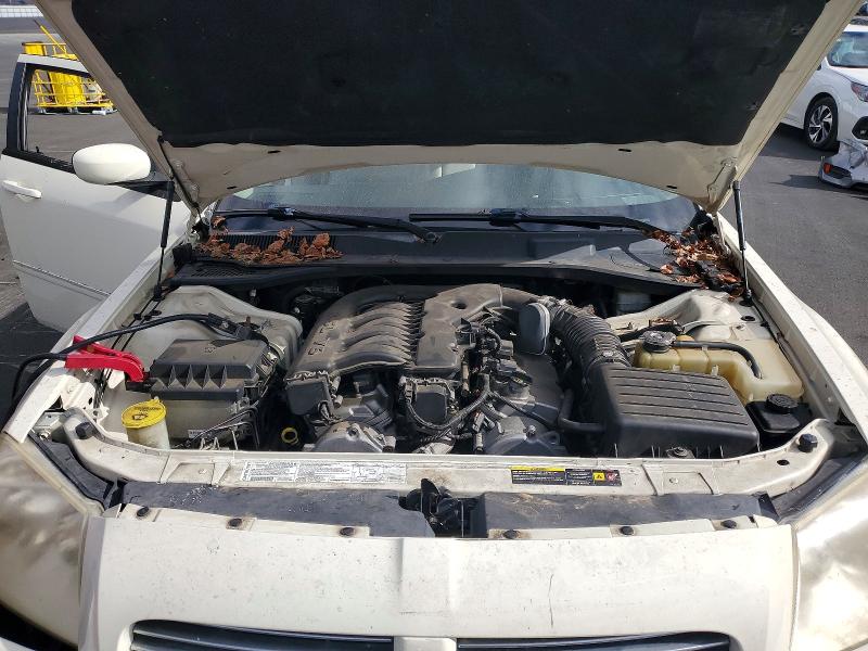 Photo 12 from auction – 2005 DODGE MAGNUM with VIN 2D8GZ48V55H688447