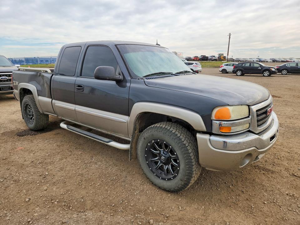 Photo 4 from auction – 2003 GMC NEW SIERRA with VIN 2GTEK19T831251599