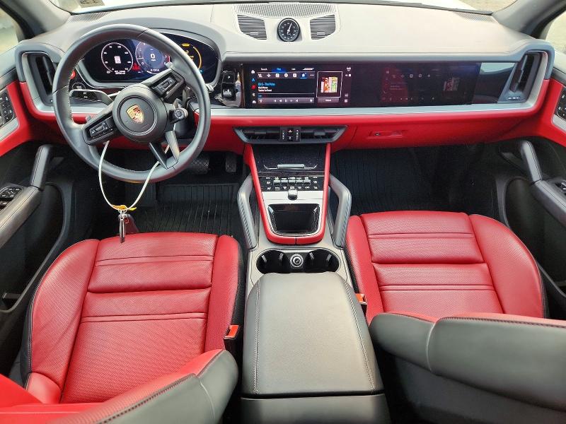Photo 8 from auction – 2024 PORSCHE CAYENNE with VIN WP1AA2AY1RDA09554