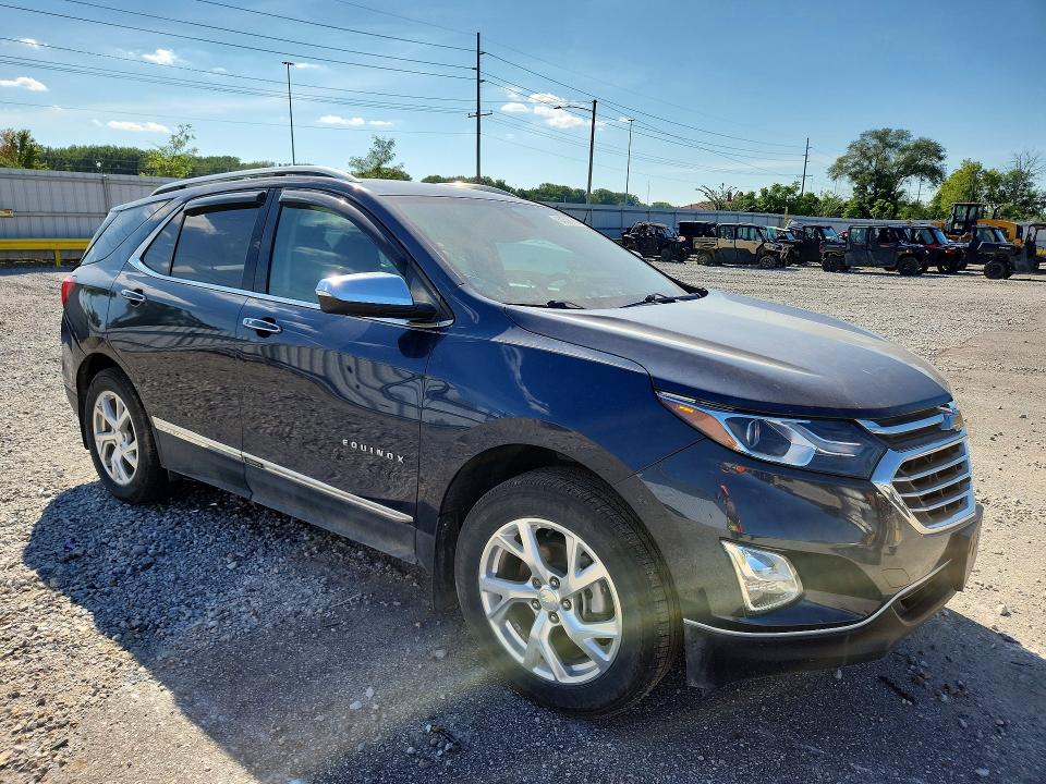 Photo 4 from auction – 2018 CHEVROLET EQUINOX with VIN 3GNAXVEV4JL299103