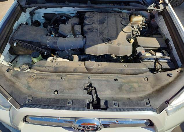Photo 12 from auction – 2011 TOYOTA 4RUNNER with VIN JTEZU5JR2B5032651