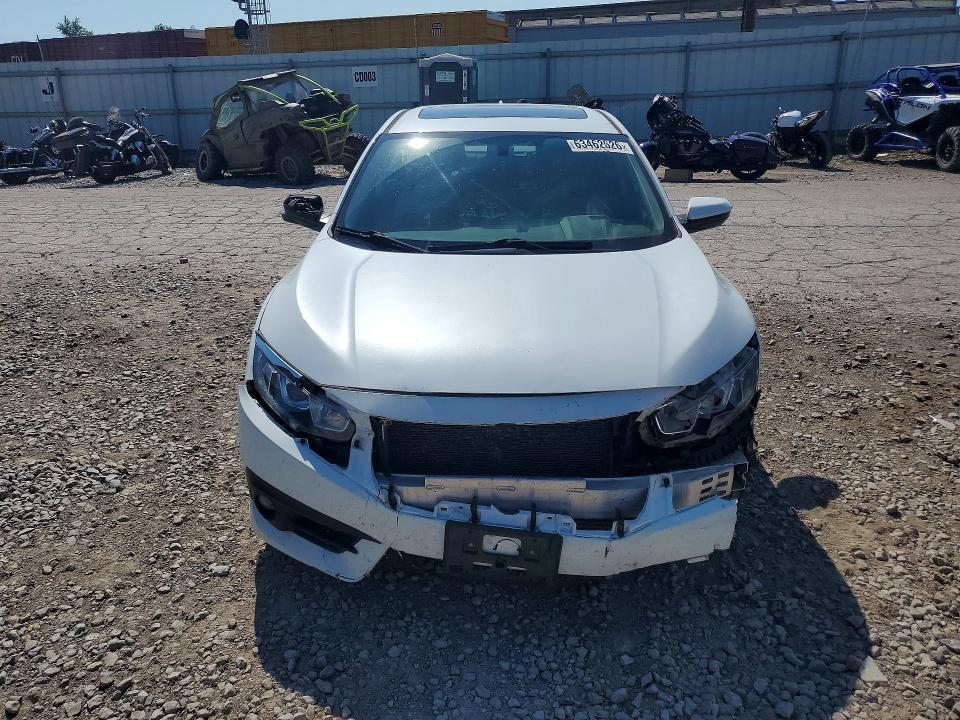 Photo 5 from auction – 2018 HONDA CIVIC with VIN JHMFC1F33JX009615