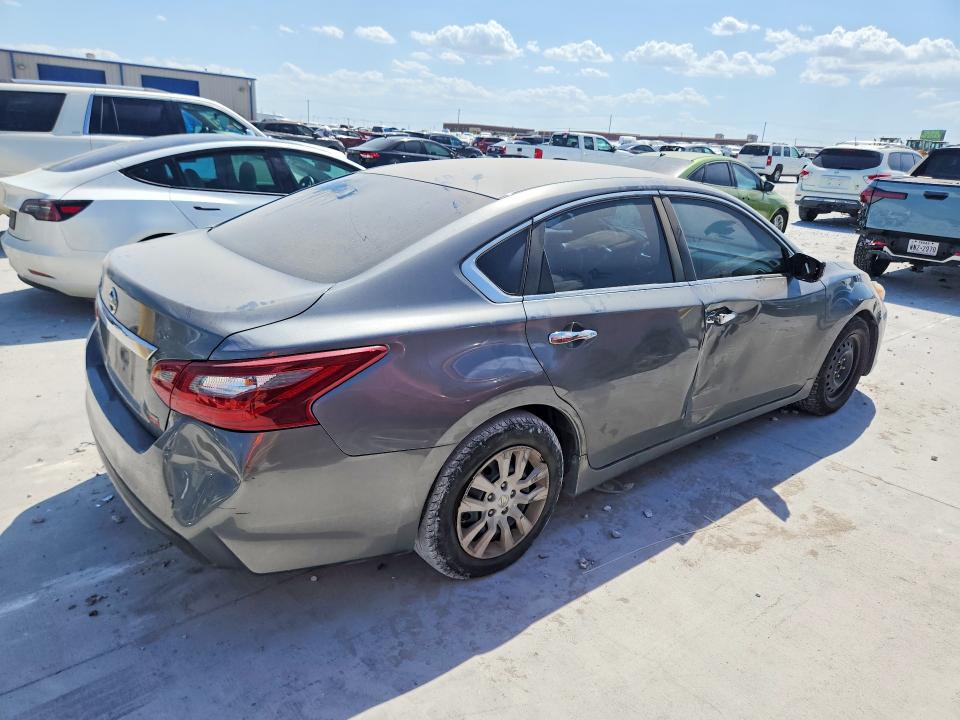 Photo 3 from auction – 2018 NISSAN ALTIMA with VIN 1N4AL3AP1JC224649
